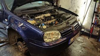 VW Golf 1.9 TDI PD top end engine rebuild, cambelt waterpump and replacement camshaft and buckets album cover