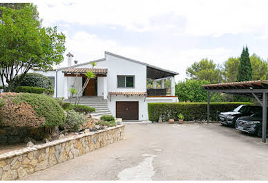 Farmhouse with pool 2