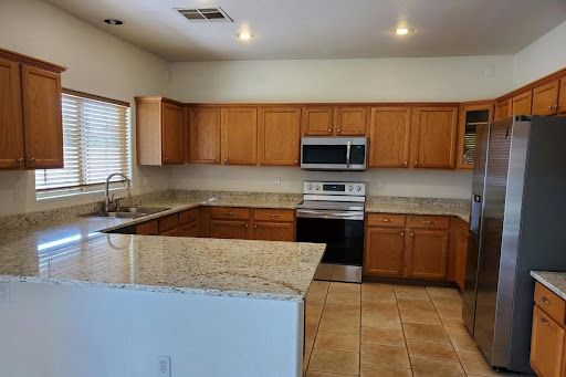 Maison avec piscine et jardin 4