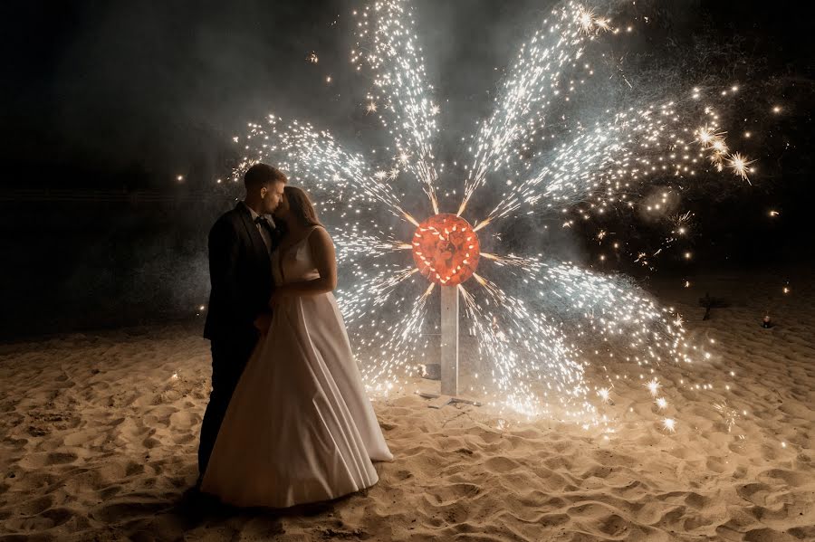 Fotógrafo de casamento Piotr Czapp (fajnyfotograf). Foto de 30 de outubro 2023