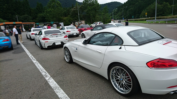 Z4 ロードスターのオフ会・ゆったりドライブ・モネの池・オーナーズミーティングに関するカスタム事例の投稿画像1枚目