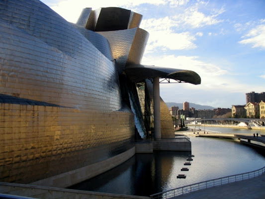 Guggenheim Bilbao di frangel