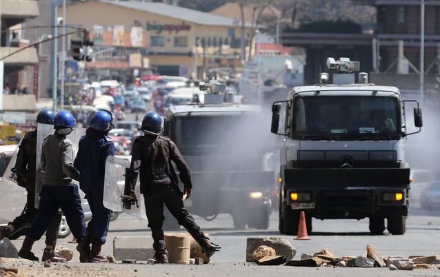 Zimbabwean Police Fire Tear Gas At Protesters 