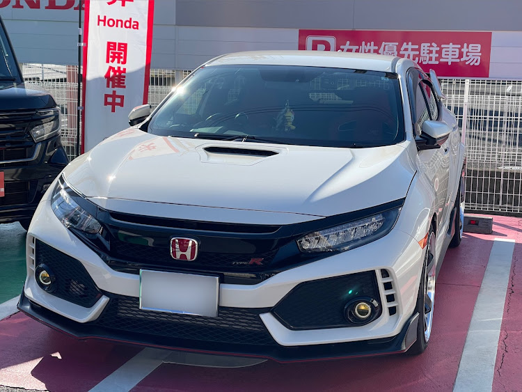 シビックタイプRのフードエアインテーク・HONDA The Power of Dreams