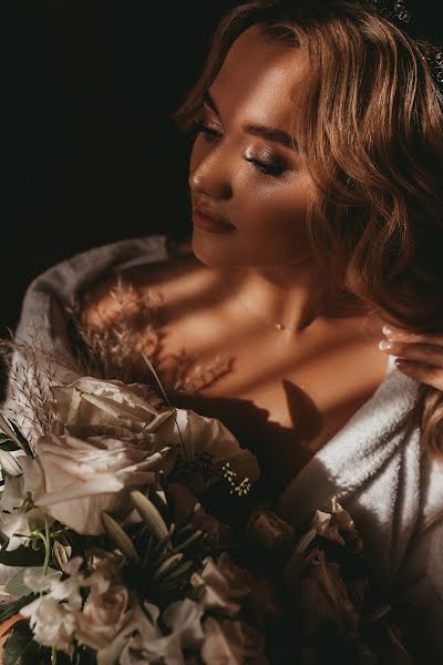 Wedding photographer Yana Repina (ianarepinaa). Photo of 19 March 2020