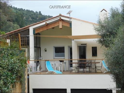 House with terrace 1