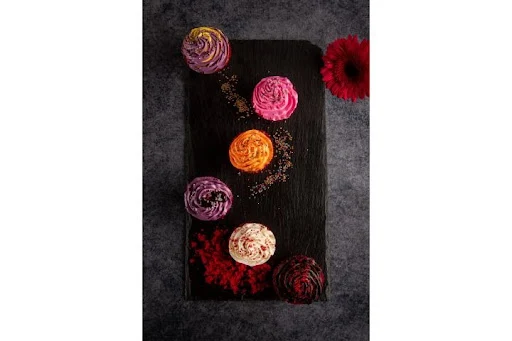 Assorted Cupcake (6 Different Flavors and Frostings)