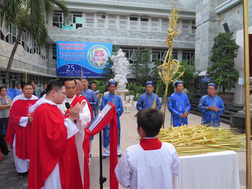 Lễ Lá, Thánh lễ bước vào Tuần Thánh 2018