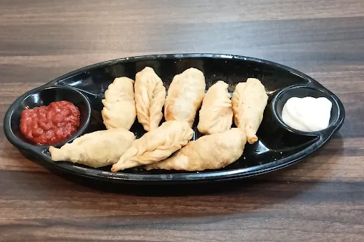 Paneer Fried Momos [8 Pieces]