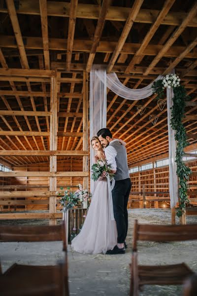 Wedding photographer Yuliya Bulgakova (juliabulhakova). Photo of 2 February 2017