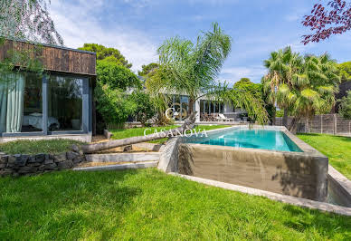 House with pool and terrace 2