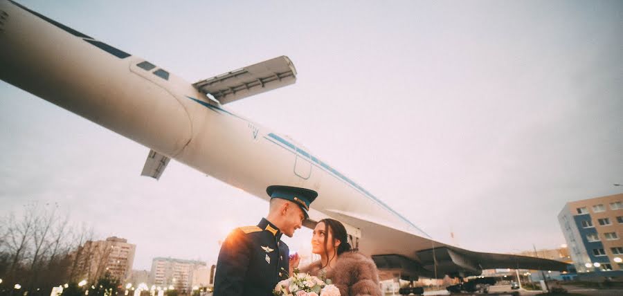 Wedding photographer Denis Khuseyn (legvinl). Photo of 26 December 2019