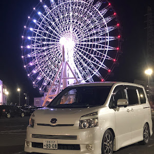 ヴォクシー