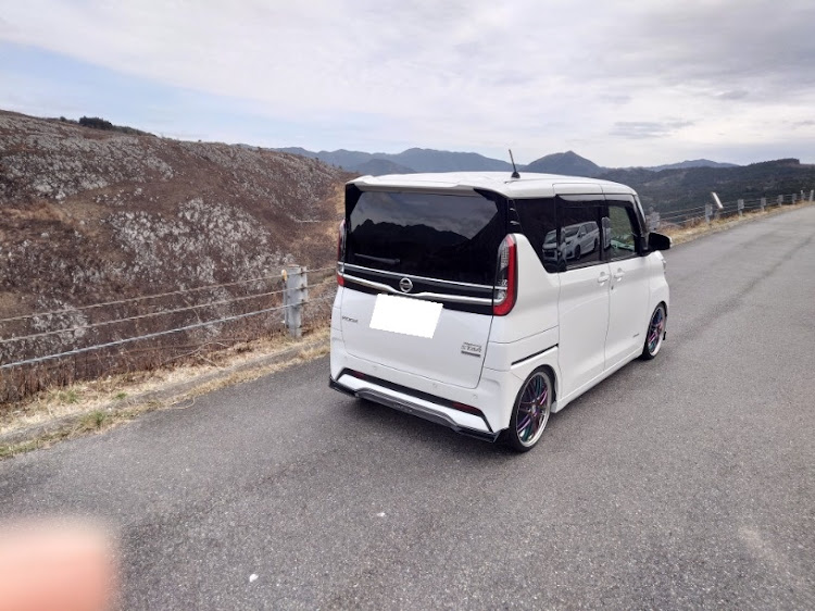 ルークス ハイウェイスター ターボの久しぶりのマイカー撮影・秋吉台山焼き後・朝一からのフル洗車・一日も早い復興を心よりお祈り申し上げます・ワークリザルタードメッシュ1に関するカスタム事例の投稿画像4枚目