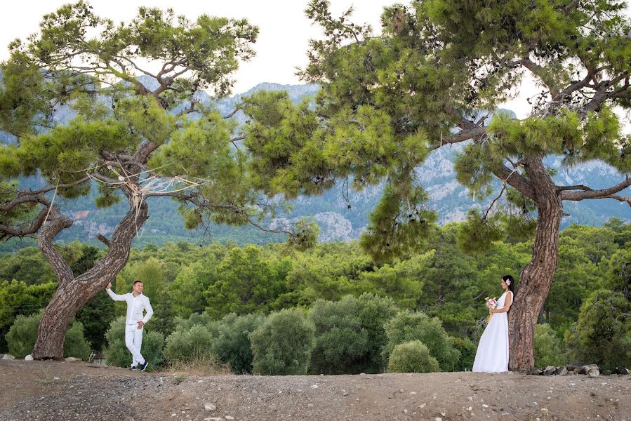 Fotógrafo de bodas Anna Firat (annie). Foto del 27 de septiembre 2017