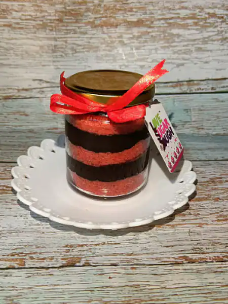 Red Velvet Chocolate Nutella Jar [100 Grams] [Online]