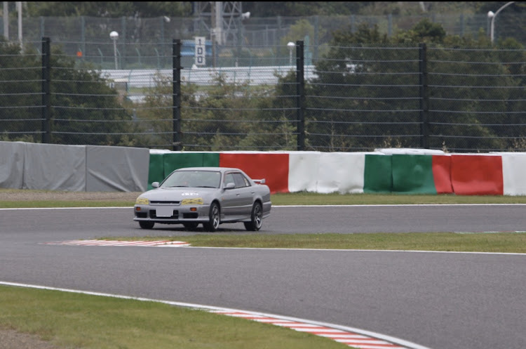 スカイラインのスカイラインER34・スポンサー・鈴鹿サーキットに関するカスタム事例の投稿画像3枚目