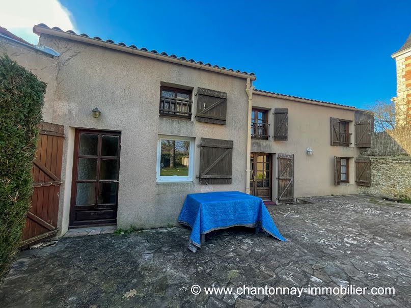 Vente maison 6 pièces 119 m² à Chantonnay (85110), 184 625 €