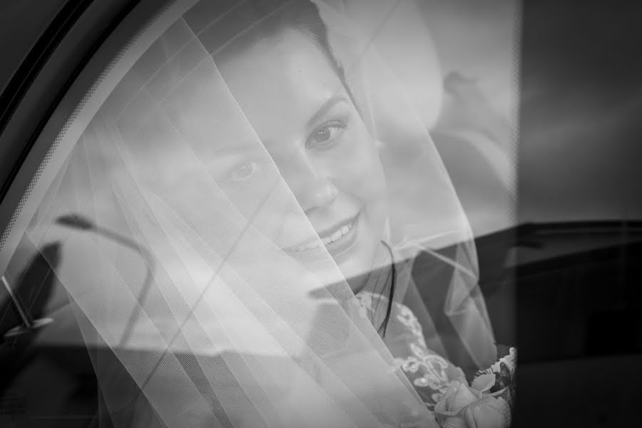 Fotografo di matrimoni Giuseppe Laiolo (giuseppelaiolo). Foto del 22 aprile 2015