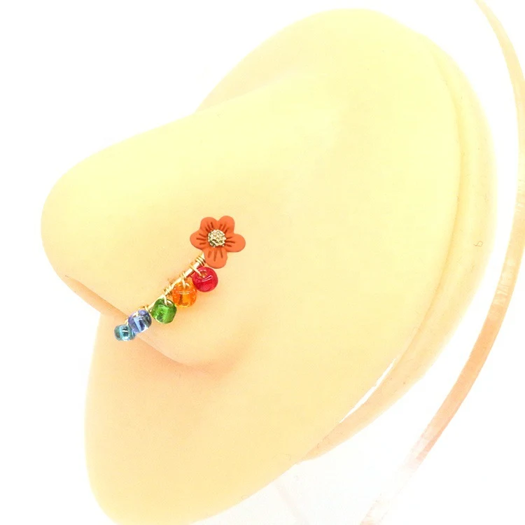 Title 9, Europese en Amerikaanse parel neusring piercing...