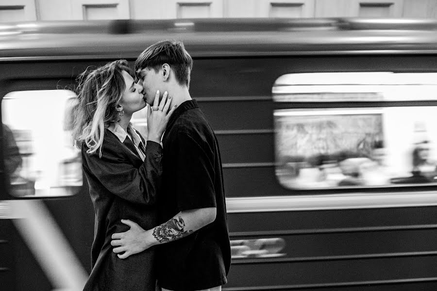 Bryllupsfotograf Elina Larchenkova (okeyelina). Bilde av 20 juni 2023