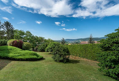 Maison avec piscine et terrasse 2