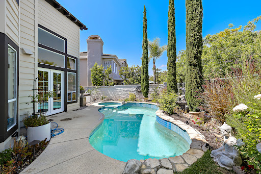 Maison avec piscine 2