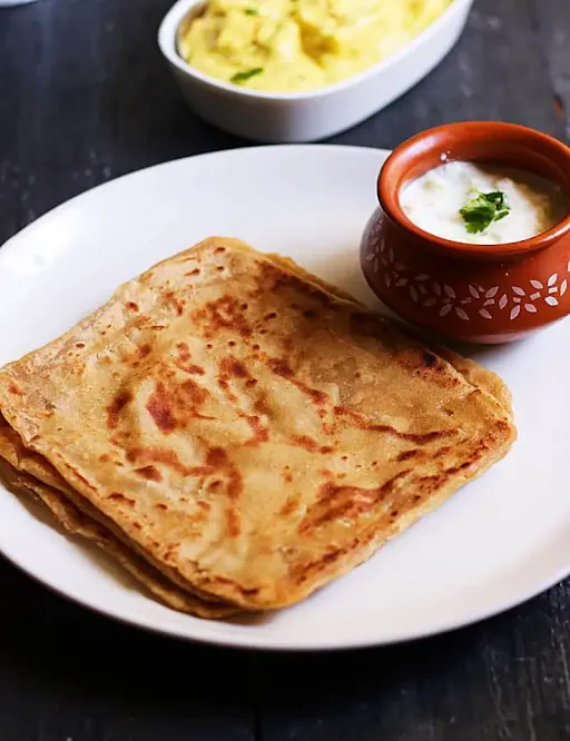 2 Aloo Paratha With Curd