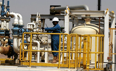 A flame rises from a chimney at Taq Taq oil field in Arbil, in Iraq’s Kurdistan region. File photo: REUTERS