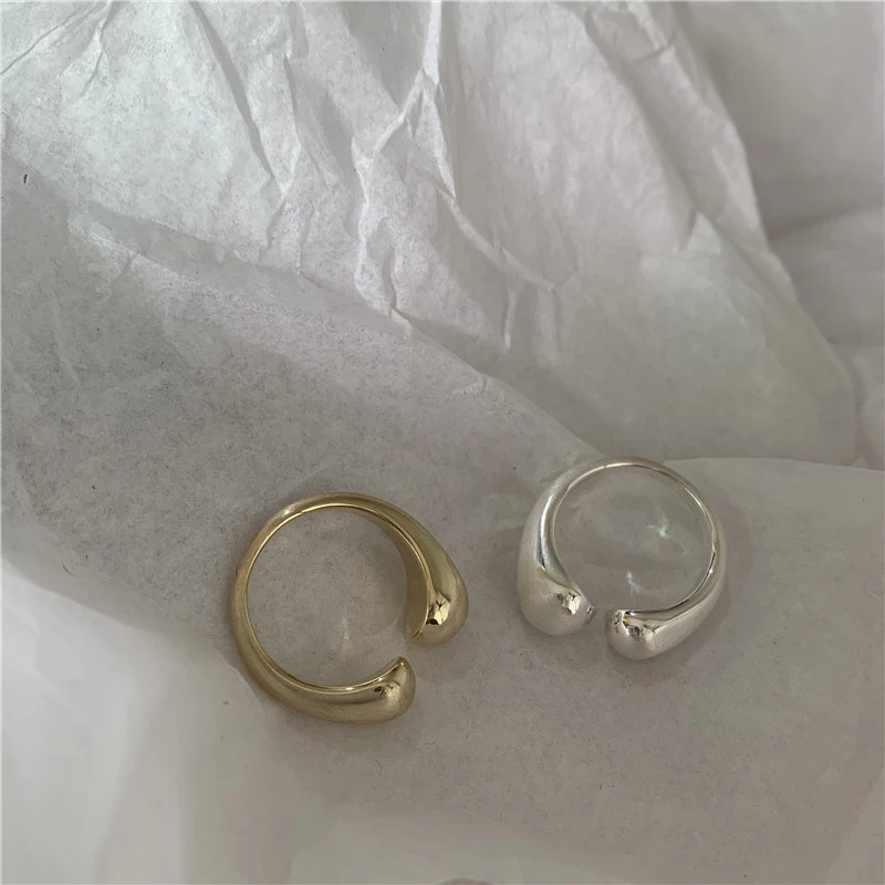Minimalistische veelzijdige koper vergulde ring – Perfect voor dagelijks gebruik. Ontdek subtiele elegantie en tijdloos design.