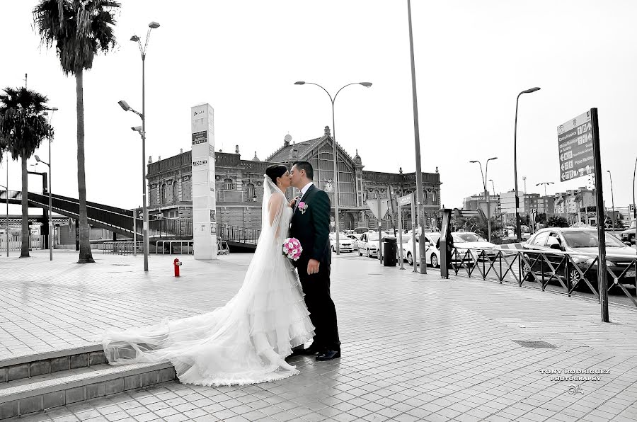 Fotógrafo de bodas Tony Rodríguez (tonyrodriguez). Foto del 8 de abril 2015