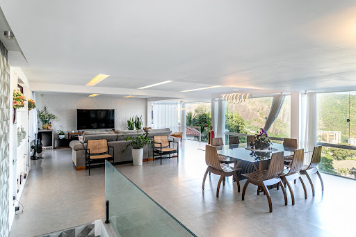 Maison avec piscine et jardin 2