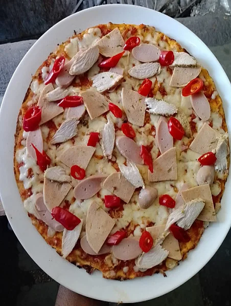 Thin Crust La Jungle Pizza [Large, 12 Inches]