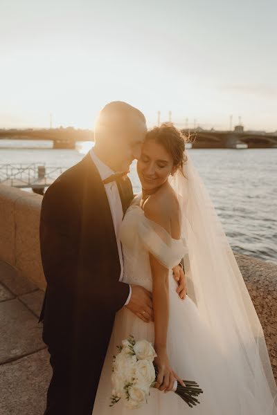 Fotógrafo de casamento Tanya Ananeva (tanyaananeva). Foto de 2 de dezembro 2020