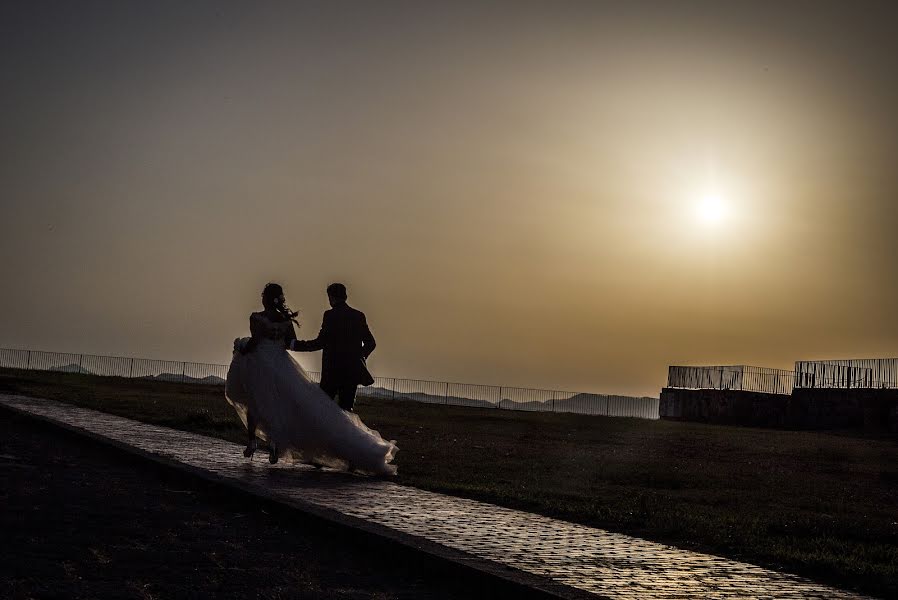 Fotógrafo de casamento Giuseppe Boccaccini (boccaccini). Foto de 19 de julho 2016