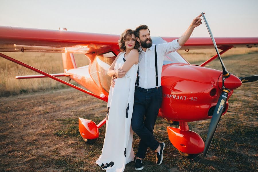 Fotografo di matrimoni Anna Bilous (hinhanni). Foto del 6 settembre 2015