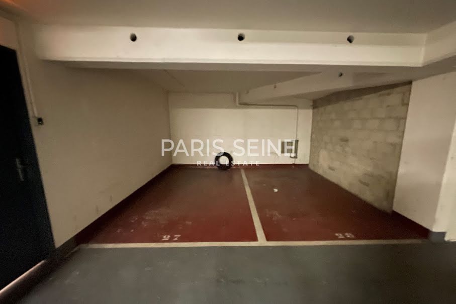 Vente parking  11 m² à Paris 15ème (75015), 49 000 €