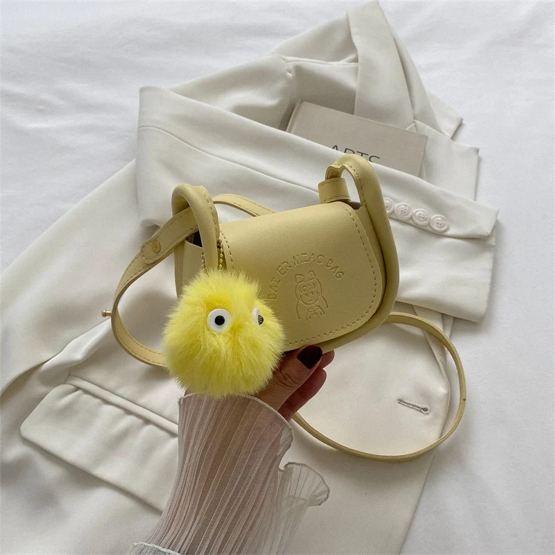 Sac bandoulière simple pour femme à une seule épaule Élégant et pratique, idéal pour transporter vos essentiels avec style et confort au quotidien.
