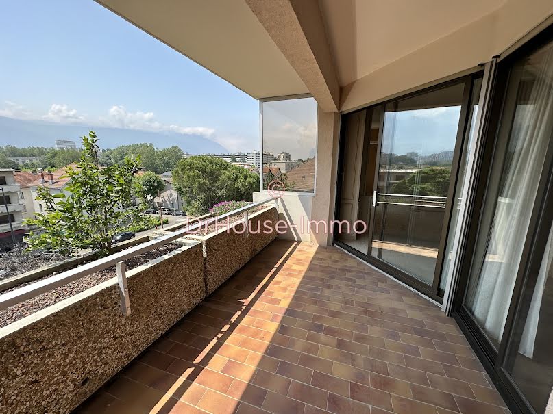 Vente appartement 4 pièces 102.62 m² à Grenoble (38000), 215 000 €