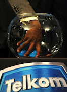 Juggling the balls during the Telkom Knockout semi final draw.