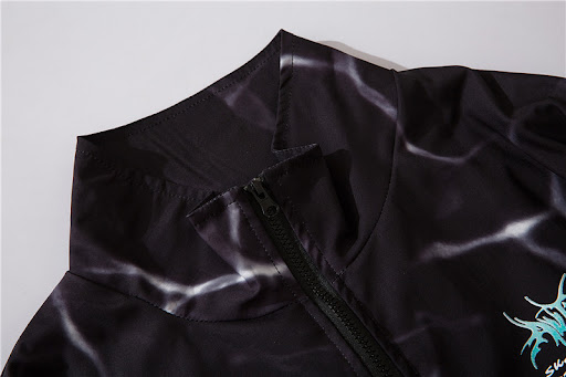 Title 14, Sporty loose jacket trench coat, offering comfo...