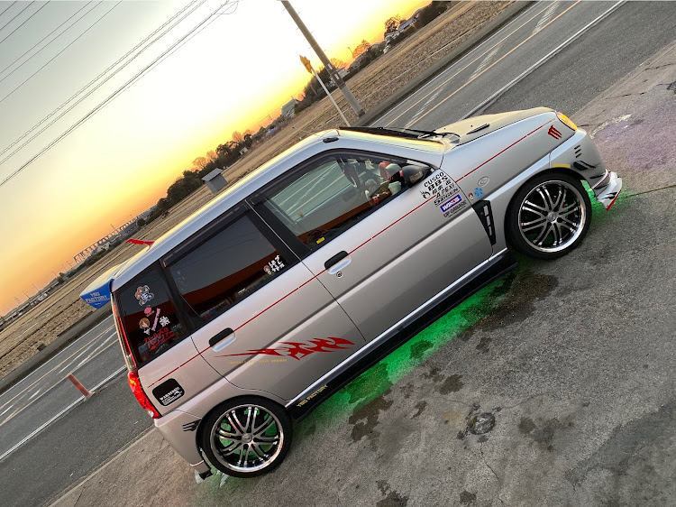 プレオの夕焼けが綺麗・夕焼けと愛車・アンダーLED・やっぱり、洗車したーwww・手が凍りました💦に関するカスタム事例の投稿画像6枚目