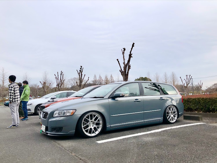 V60のボルボミーティング・ボルボV60・ボルボS60・ボルボV50・ボルボC30に関するカスタム事例の投稿画像4枚目