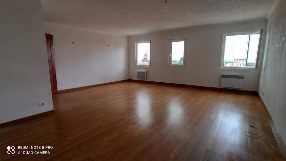 Vente appartement 3 pièces 78 m² à Vauvert (30600), 135 000 €