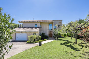 maison à La Roque-sur-Pernes (84)