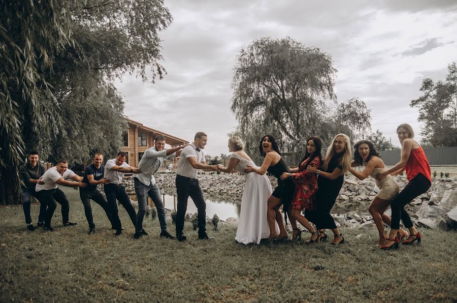 Fotografo di matrimoni Artem Konoplyanko (artemkonoplianko). Foto del 17 settembre 2018