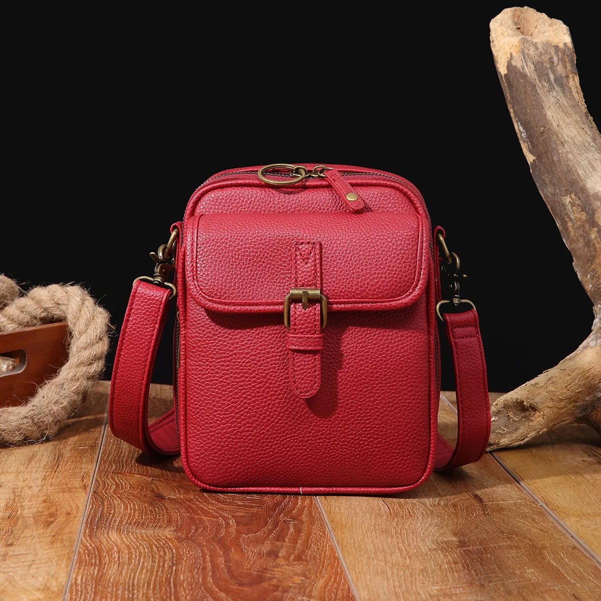 Title 12, Unisex Messenger Bag met Trendy Design en Ruimt...