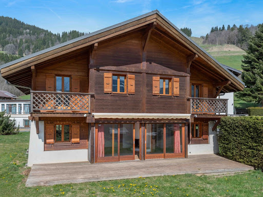 Maison avec terrasse 1