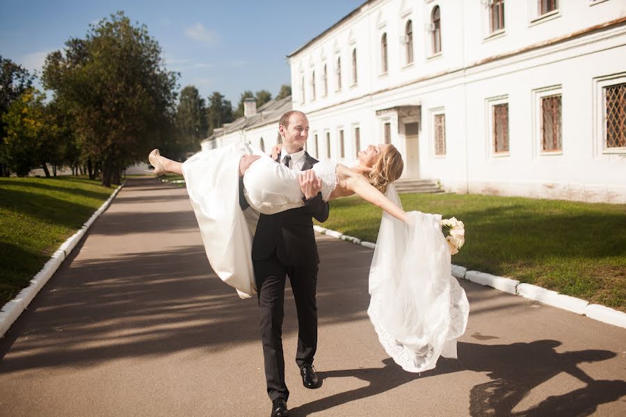 Fotógrafo de casamento Valentina Ivanova (valentine). Foto de 12 de junho 2017