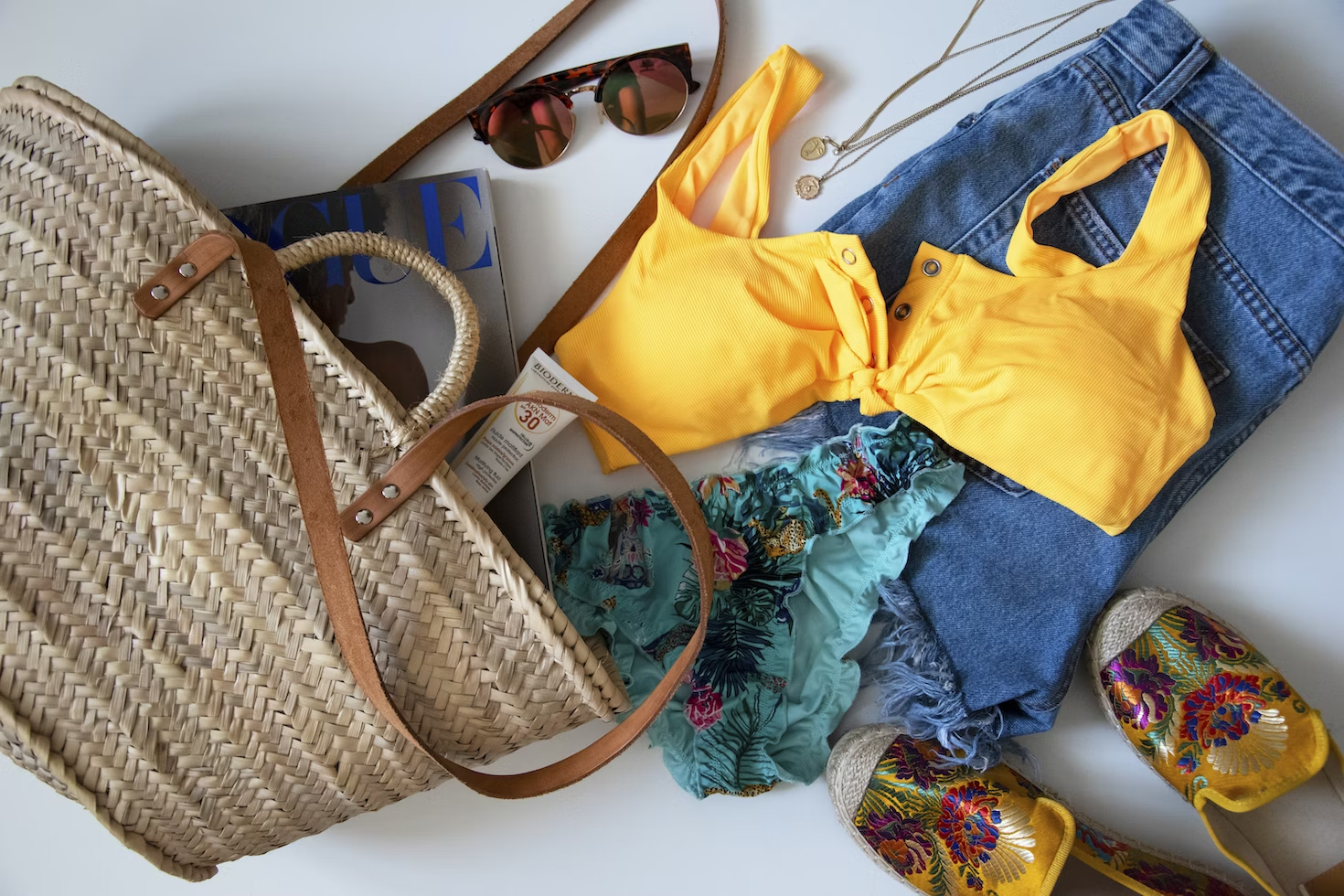 3 Must Have Travel Outfits for Summer